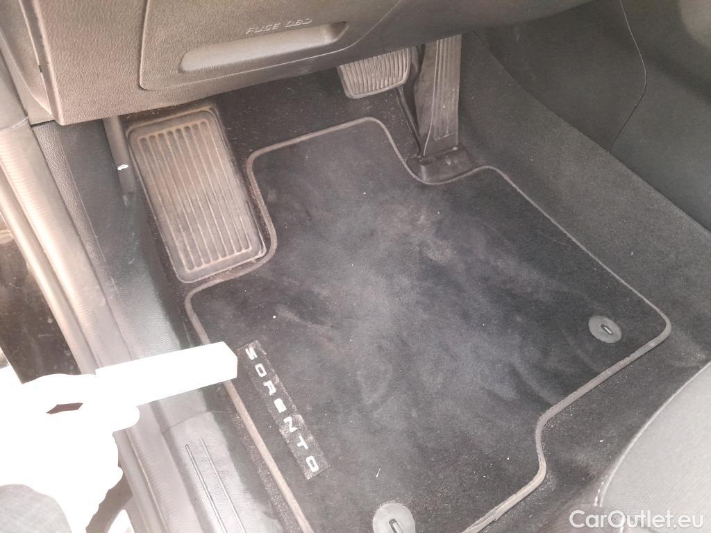  KIA  Sorento KIA  / 2020 / 5P / todoterreno 1.6 T-GDi PHEV Emotion 4x4 7pl #16