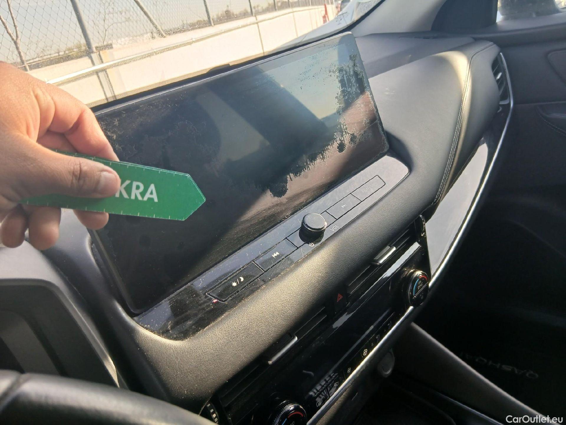  Nissan  Qashqai NISSAN  / 2021 / 5P / todoterreno DIG-T 116kW Xtronic N-Connecta #7