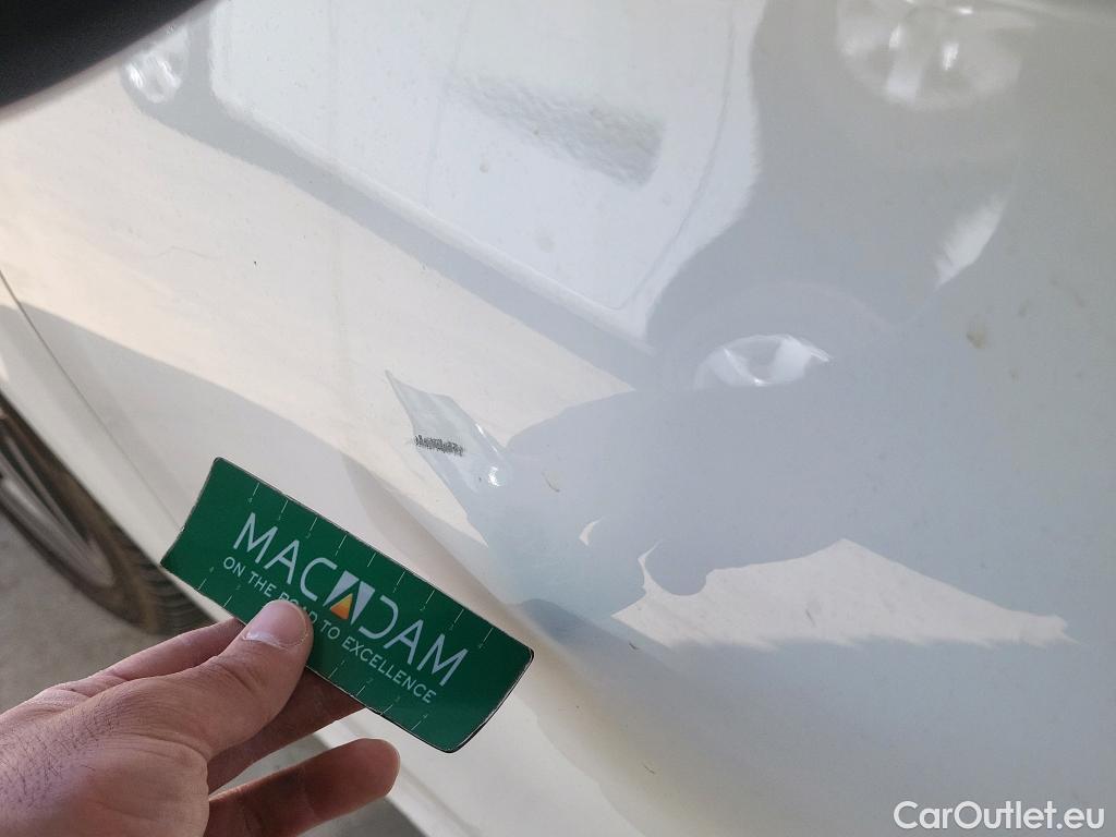  Mercedes  A-Klasse MERCEDES-BENZ Clase A / 2018 / 4P / sedán Sedán A 250 e #10