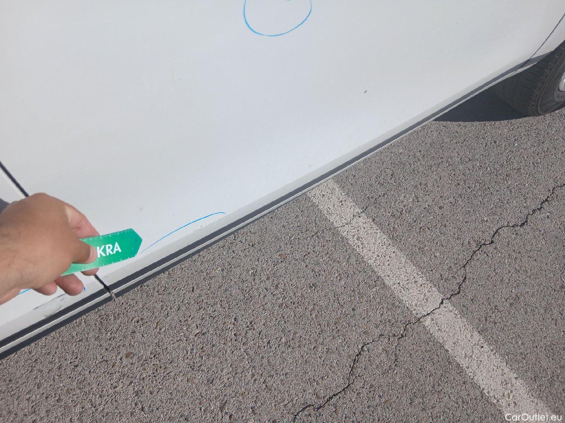  Land Rover  Range Rover LAND ROVER  Evoque / 2015 / 5P / todoterreno 2.0 D150 S AUTO 4WD MHEV #36