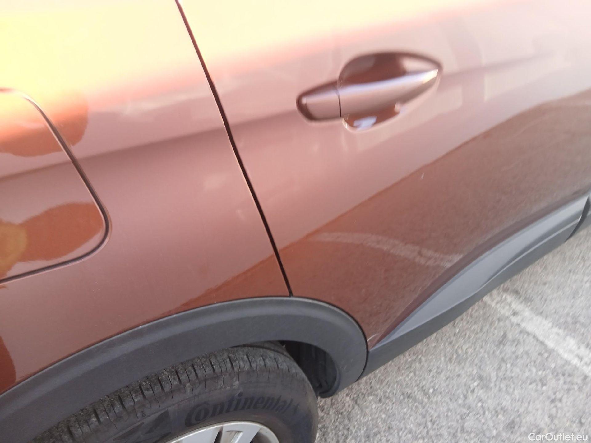  Peugeot  5008 PEUGEOT  / 2020 / 5P / todoterreno 1.5 BlueHDi 96kW S&S Active Pack EAT8 #25