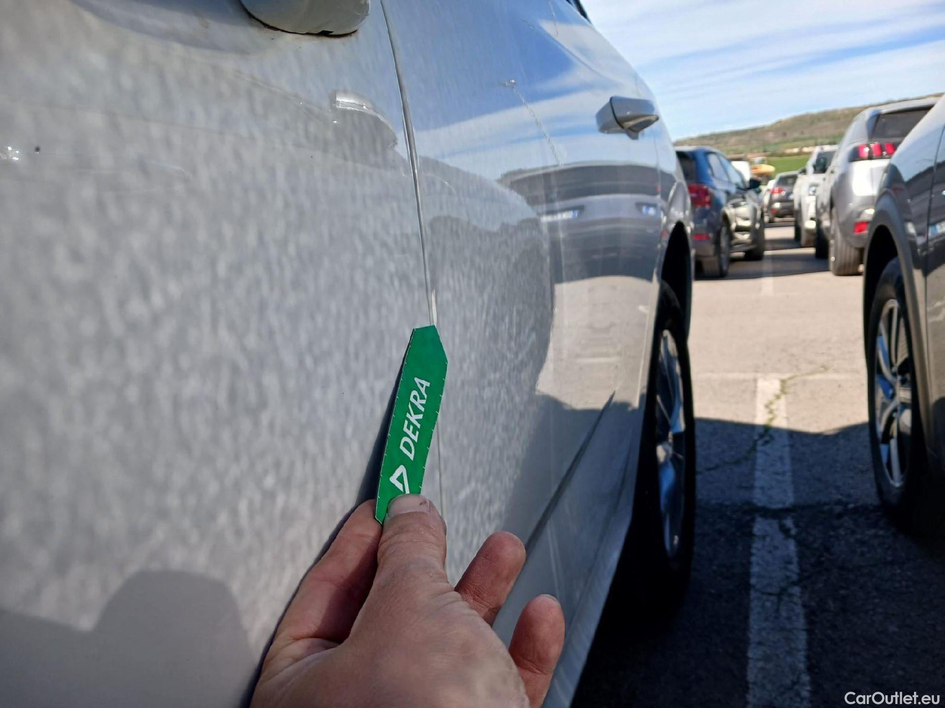  Skoda  KAMIQ SKODA  1.0 TSI 81kW (110CV) DSG Ambition (CX) #6