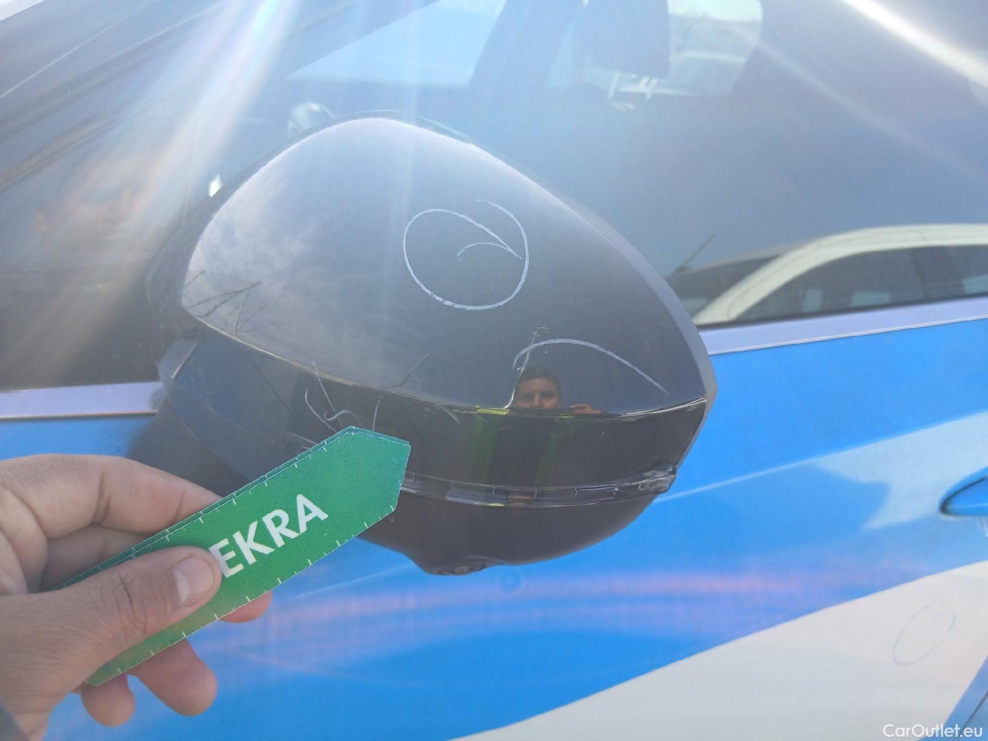  Nissan  Qashqai NISSAN  / 2021 / 5P / todoterreno DIG-T 116kW Xtronic N-Connecta #19