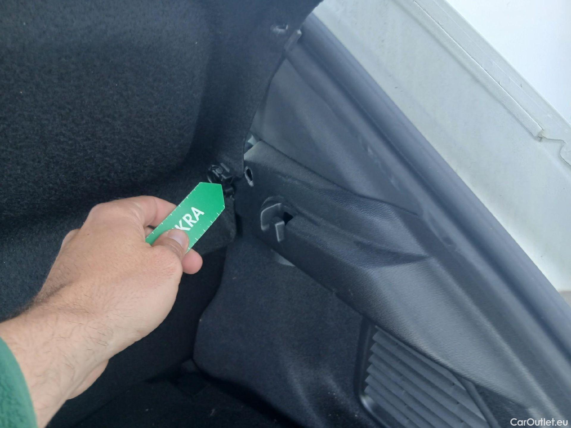  Opel  Mokka OPEL  / 2020 / 5P / todoterreno  F2ML 1.5 D Business Elegance (3) #13