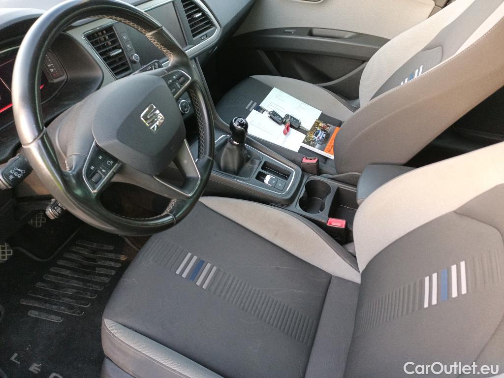  Seat  Leon SEAT León / 2016 / 5P / berlina con portón 1.5 TSI 95kW (130CV) St&Sp Style Visio Edition #6