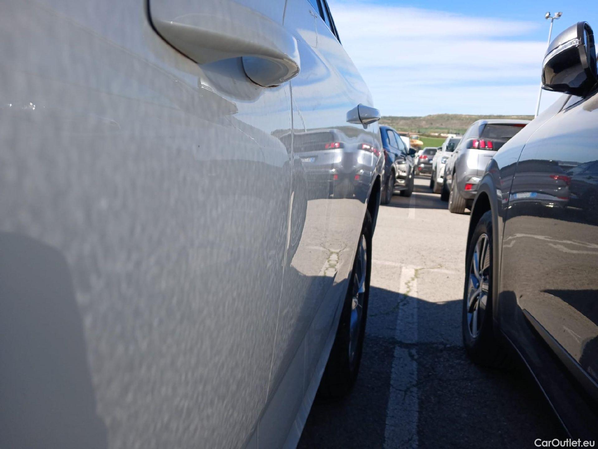  Skoda  KAMIQ SKODA  1.0 TSI 81kW (110CV) DSG Ambition (CX) #5