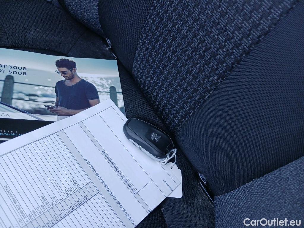 Peugeot  3008 PEUGEOT  / 2020 / 5P / todoterreno 1.5 BlueHDi 96kW (130CV) S&S Active Pack #10