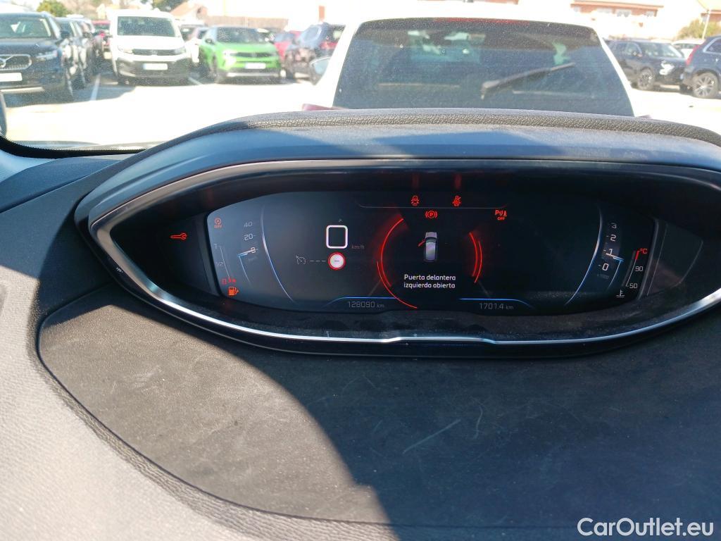  Peugeot  3008 PEUGEOT  / 2020 / 5P / todoterreno 1.5 BlueHDi 96kW (130CV) S&S Active Pack #42