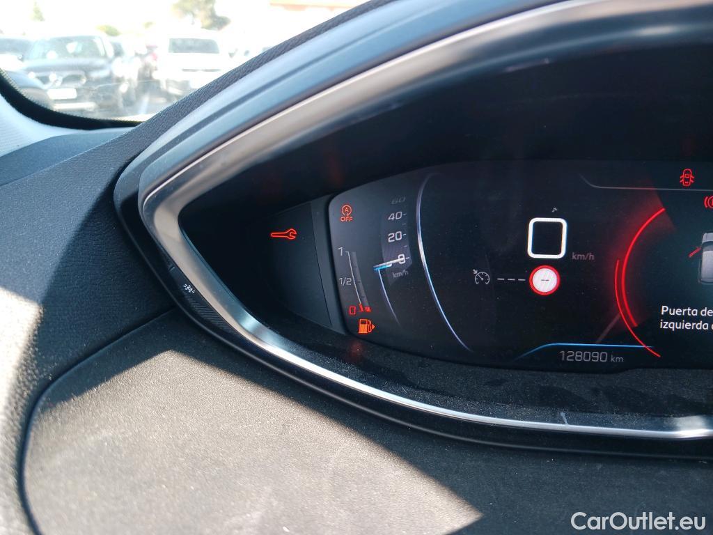  Peugeot  3008 PEUGEOT  / 2020 / 5P / todoterreno 1.5 BlueHDi 96kW (130CV) S&S Active Pack #43