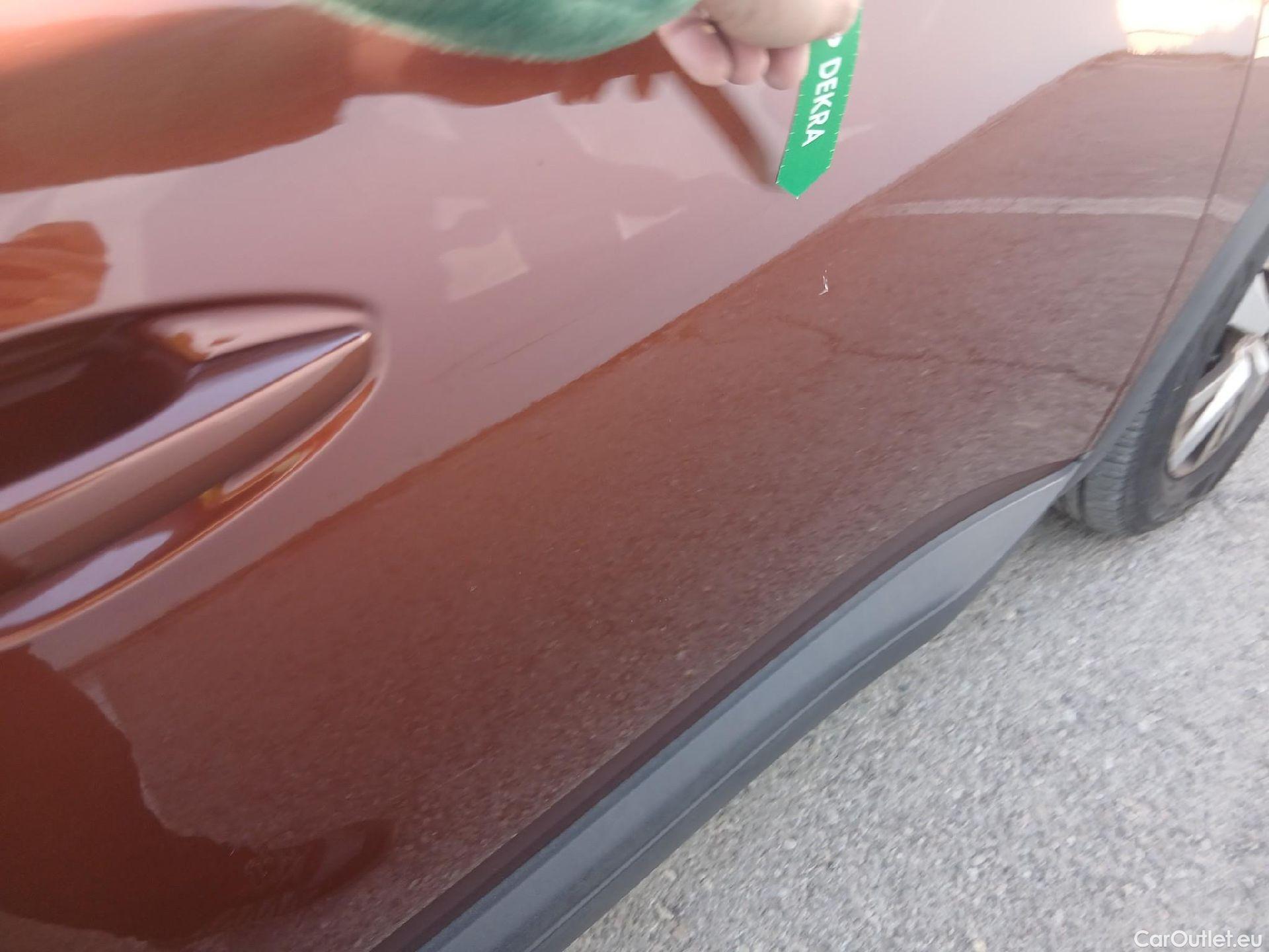  Peugeot  5008 PEUGEOT  / 2020 / 5P / todoterreno 1.5 BlueHDi 96kW S&S Active Pack EAT8 #29