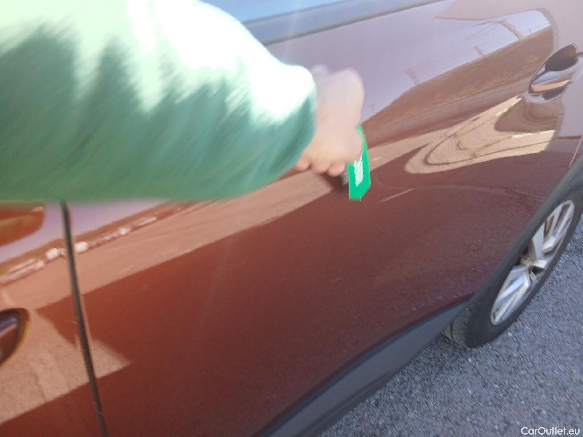  Peugeot  5008 PEUGEOT  / 2020 / 5P / todoterreno 1.5 BlueHDi 96kW S&S Active Pack EAT8 #14