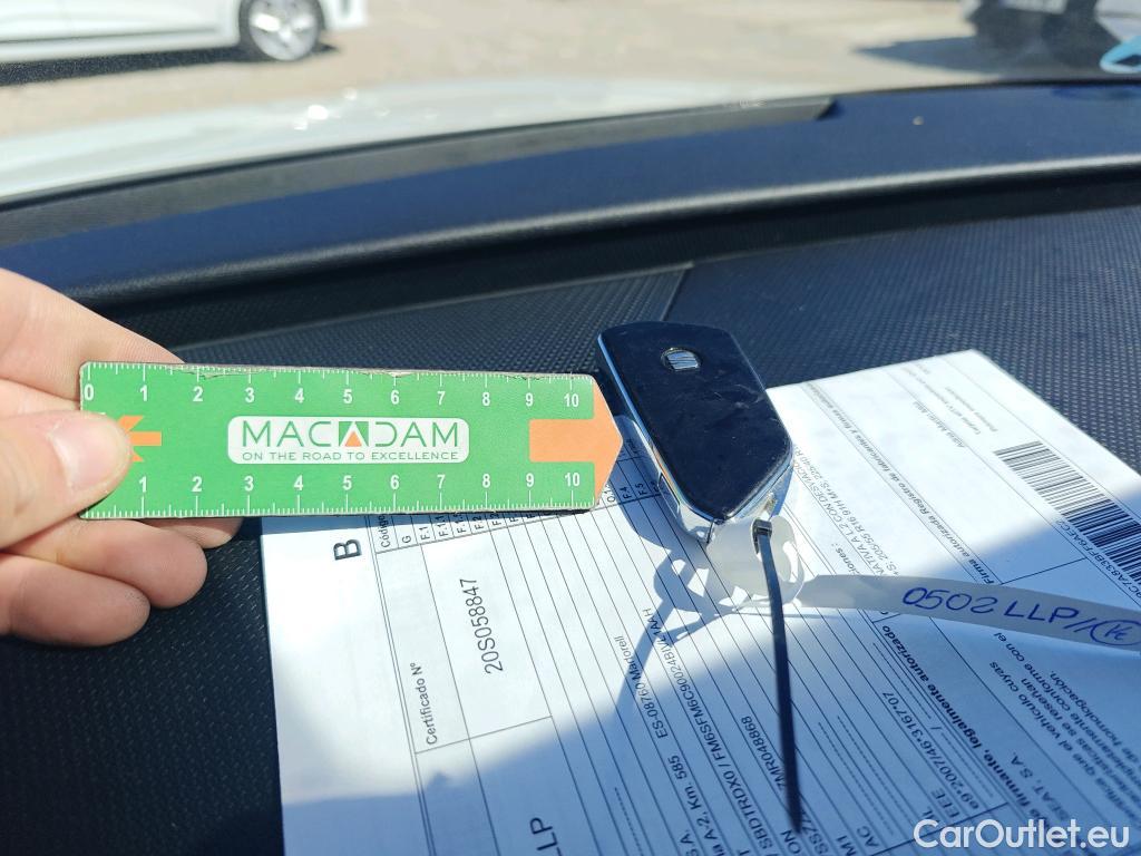  Seat  Leon SEAT Nuevo León / 2020 / 5P / berlina con portón 2.0 TDI 85kW S&S Style Go(SP) #1