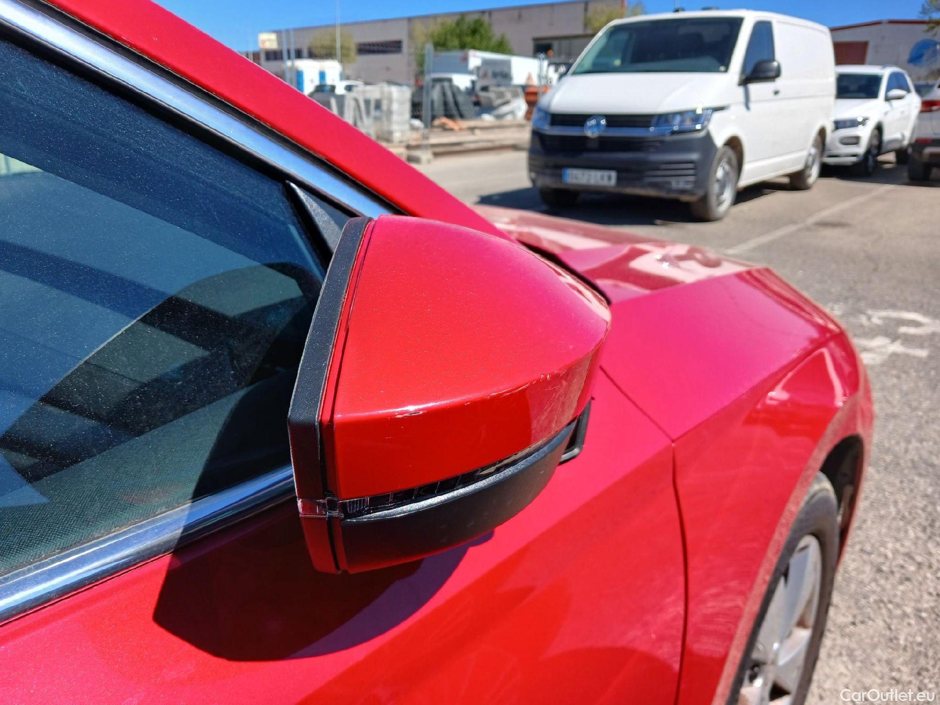  Skoda  Octavia SKODA  / 2020 / 5P / berlina con portón 2.0 TDI 85kW (115 CV) Manual Ambition #35