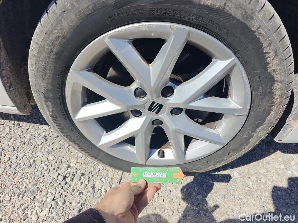  Seat  Leon SEAT Nuevo León / 2020 / 5P / berlina con portón 2.0 TDI 85kW S&S Style Go(SP) #31