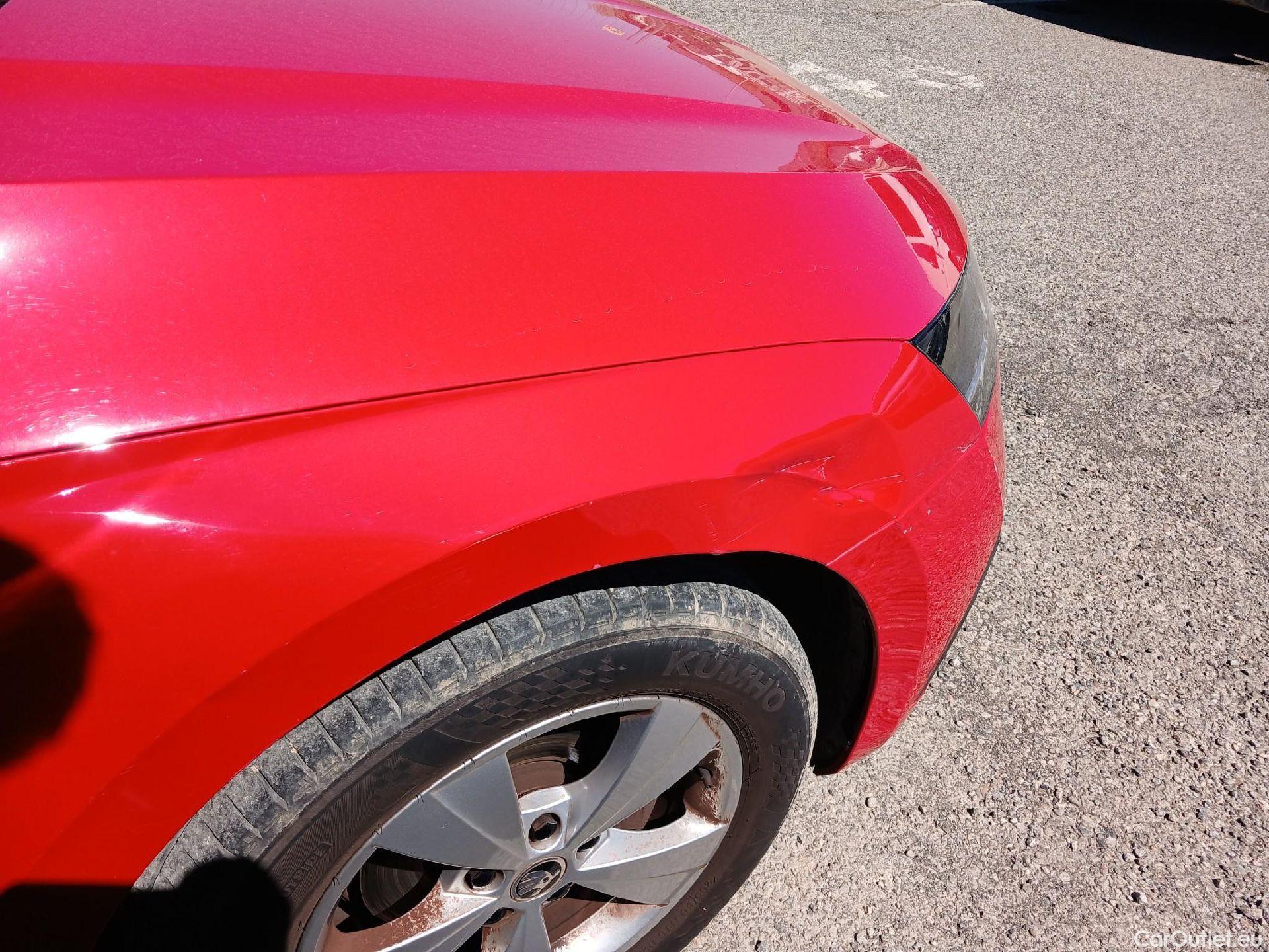  Skoda  Octavia SKODA  / 2020 / 5P / berlina con portón 2.0 TDI 85kW (115 CV) Manual Ambition #40