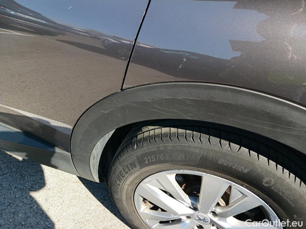  Peugeot  3008 PEUGEOT  / 2020 / 5P / todoterreno 1.5 BlueHDi 96kW (130CV) S&S Active Pack #40