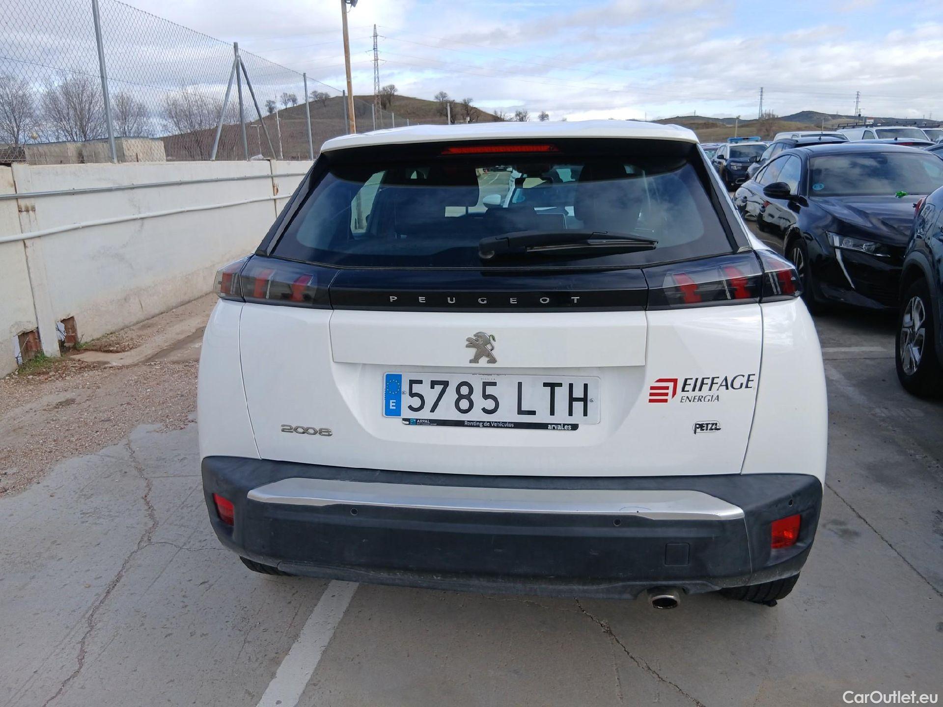  Peugeot  2008 PEUGEOT  / 2019 / 5P / todoterreno Active BlueHDI 81kW (110CV) #6