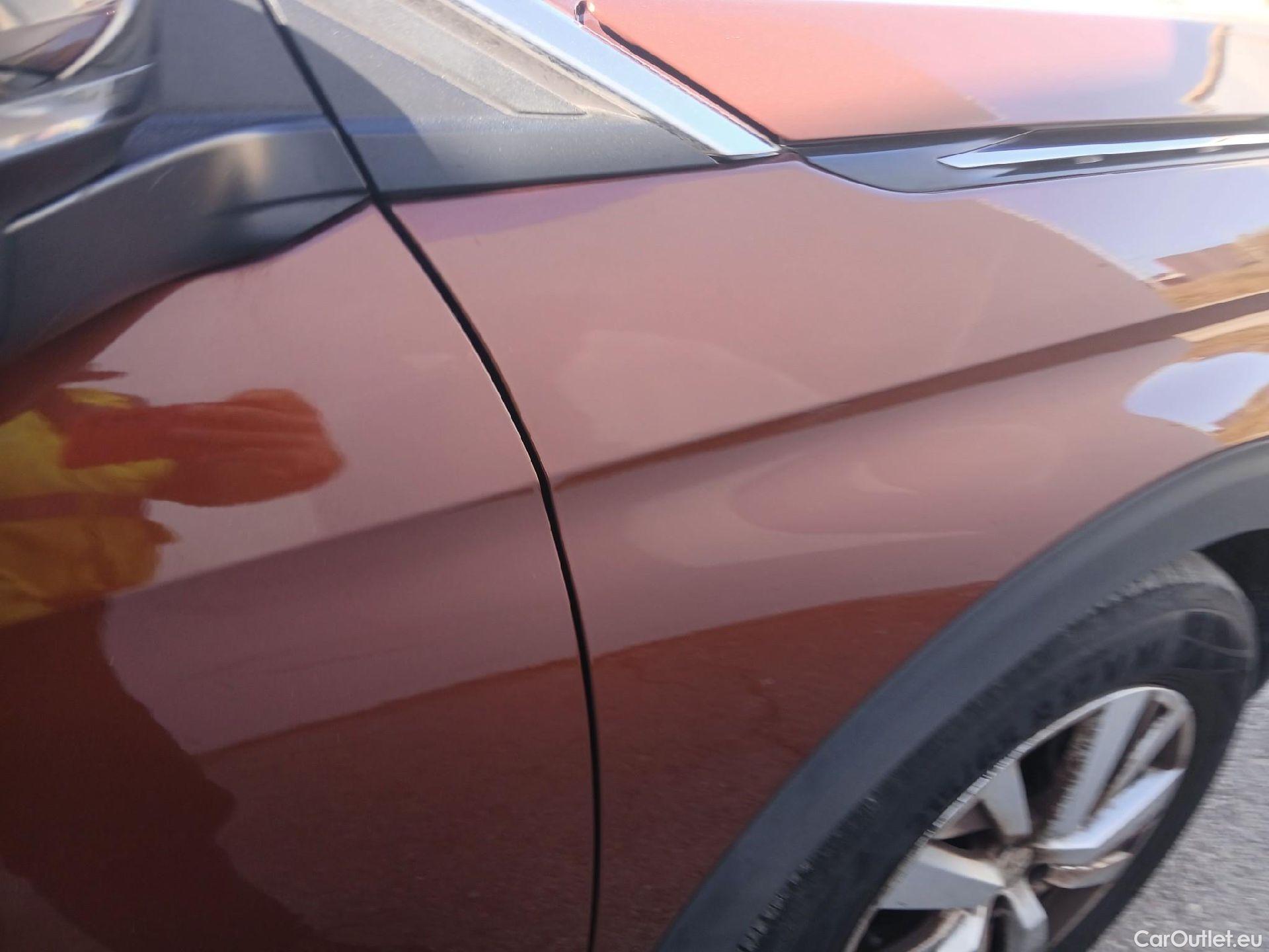  Peugeot  5008 PEUGEOT  / 2020 / 5P / todoterreno 1.5 BlueHDi 96kW S&S Active Pack EAT8 #32