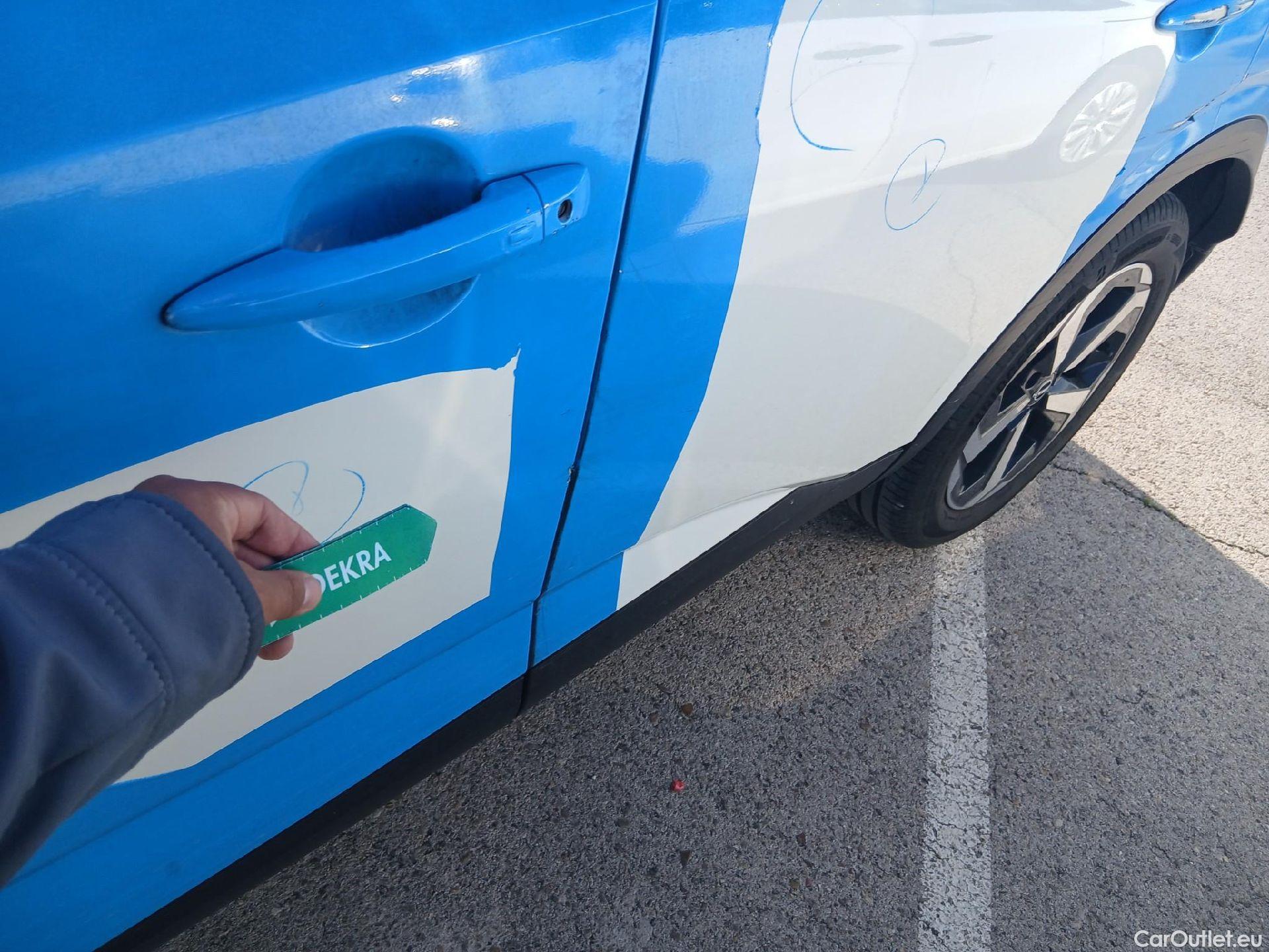  Nissan  Qashqai NISSAN  / 2021 / 5P / todoterreno DIG-T 116kW Xtronic N-Connecta #23