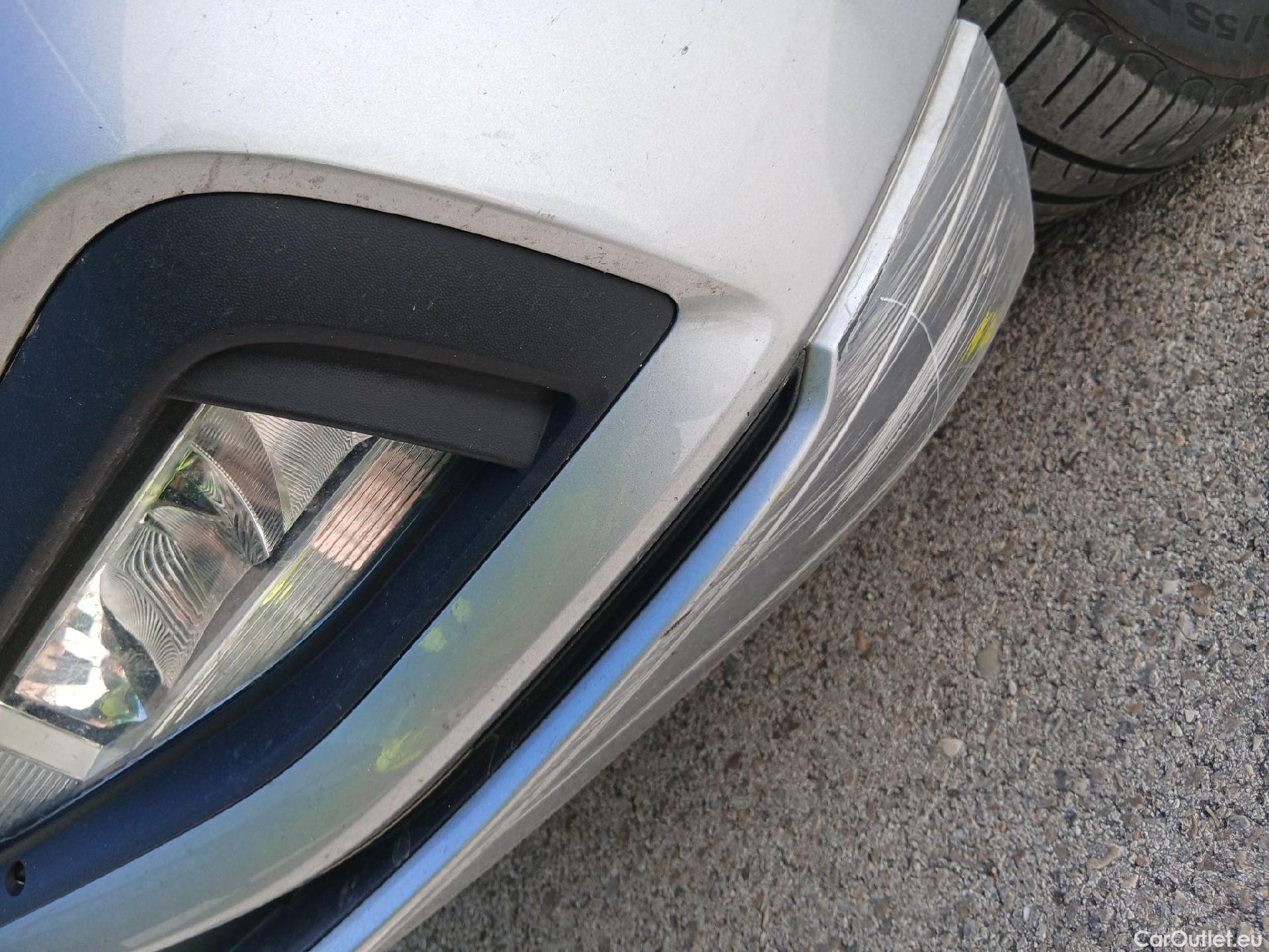  Volkswagen  Passat VOLKSWAGEN  / 2019 / 5P / familiar Variant Executive 2.0 TDI 110kW DSG #6