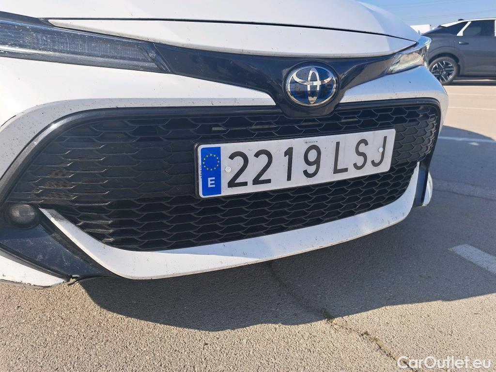  Toyota  Corolla TOYOTA  / 2020 / 5P / berlina con portón 2.0 180H STYLE E-CVT #46