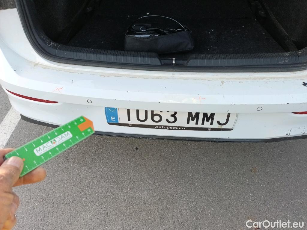  Volkswagen  Golf  VOLKSWAGEN / 2020 / 5P / berlina con portón Life 1.0 eTSI 81kW (110CV) DSG #17