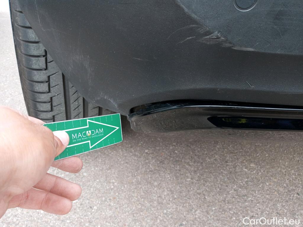  Volvo  XC 40 VOLVO XC40 / 2017 / 5P / todoterreno 1.5 T5 Twin Recharge R-Design Auto #34