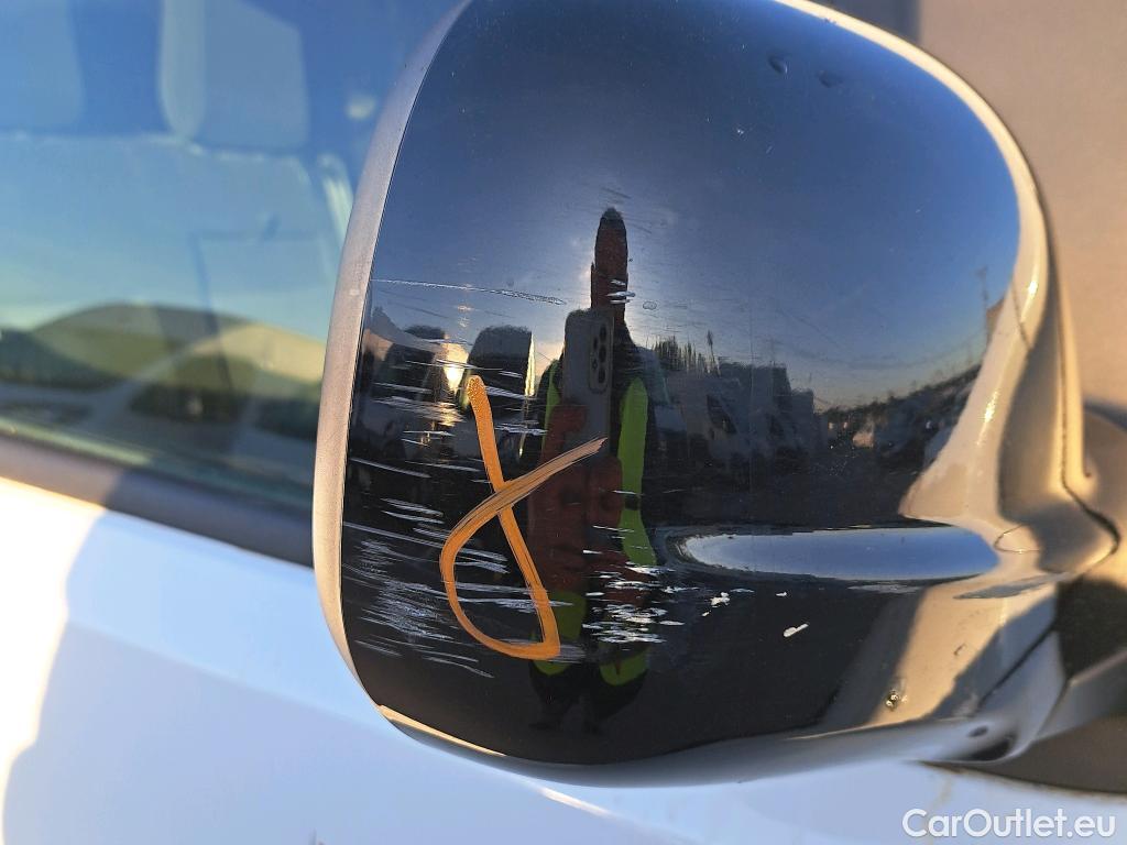  Fiat  Scudo FIAT  / 2021 / 4P / furgón Furgón L2 120cv MT6 Business (AC) #49