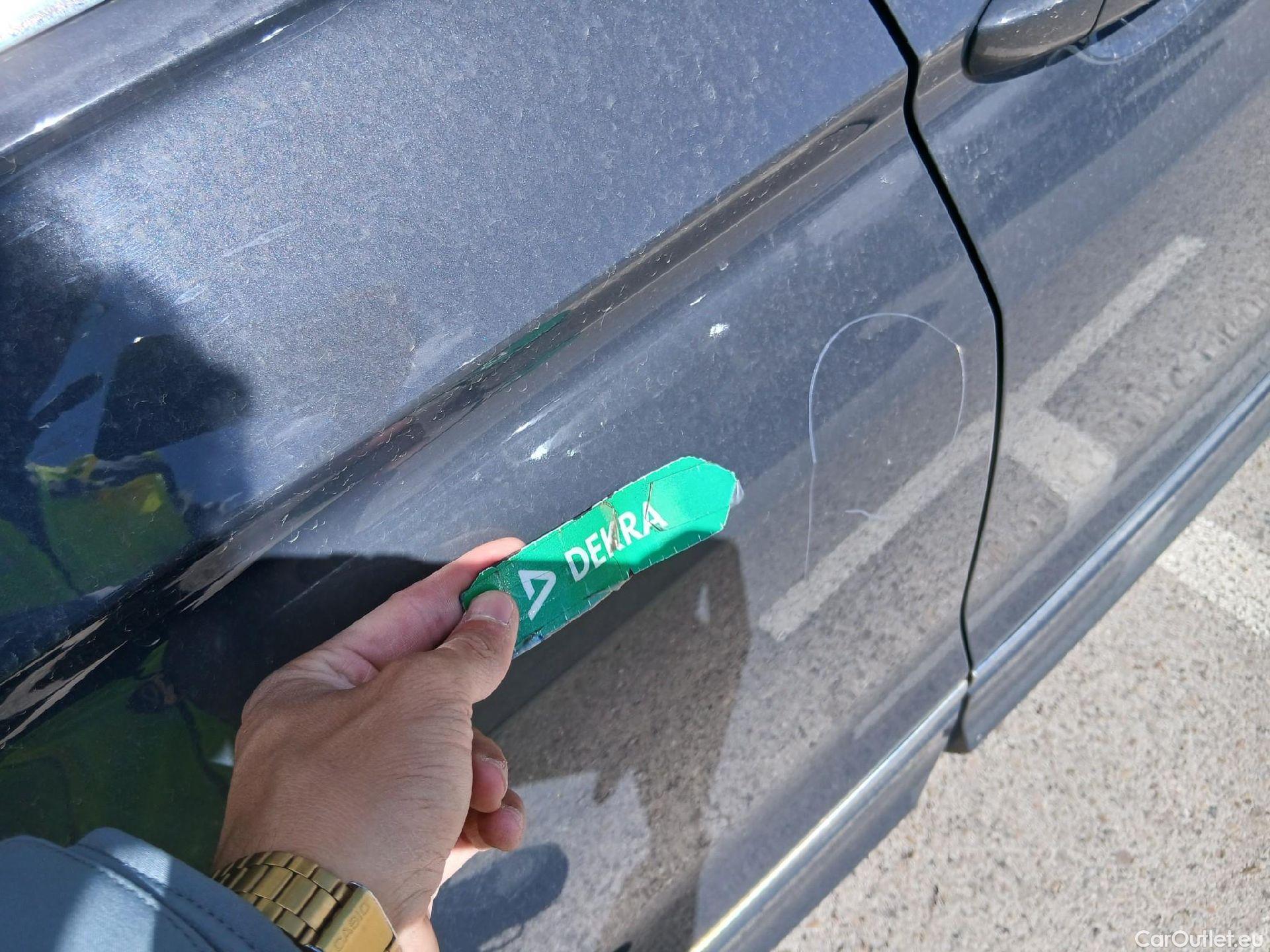  Volkswagen  Tiguan VOLKSWAGEN  / 2020 / 5P / todoterreno R-Line 2.0 TDI 110kW (150CV) DSG #34