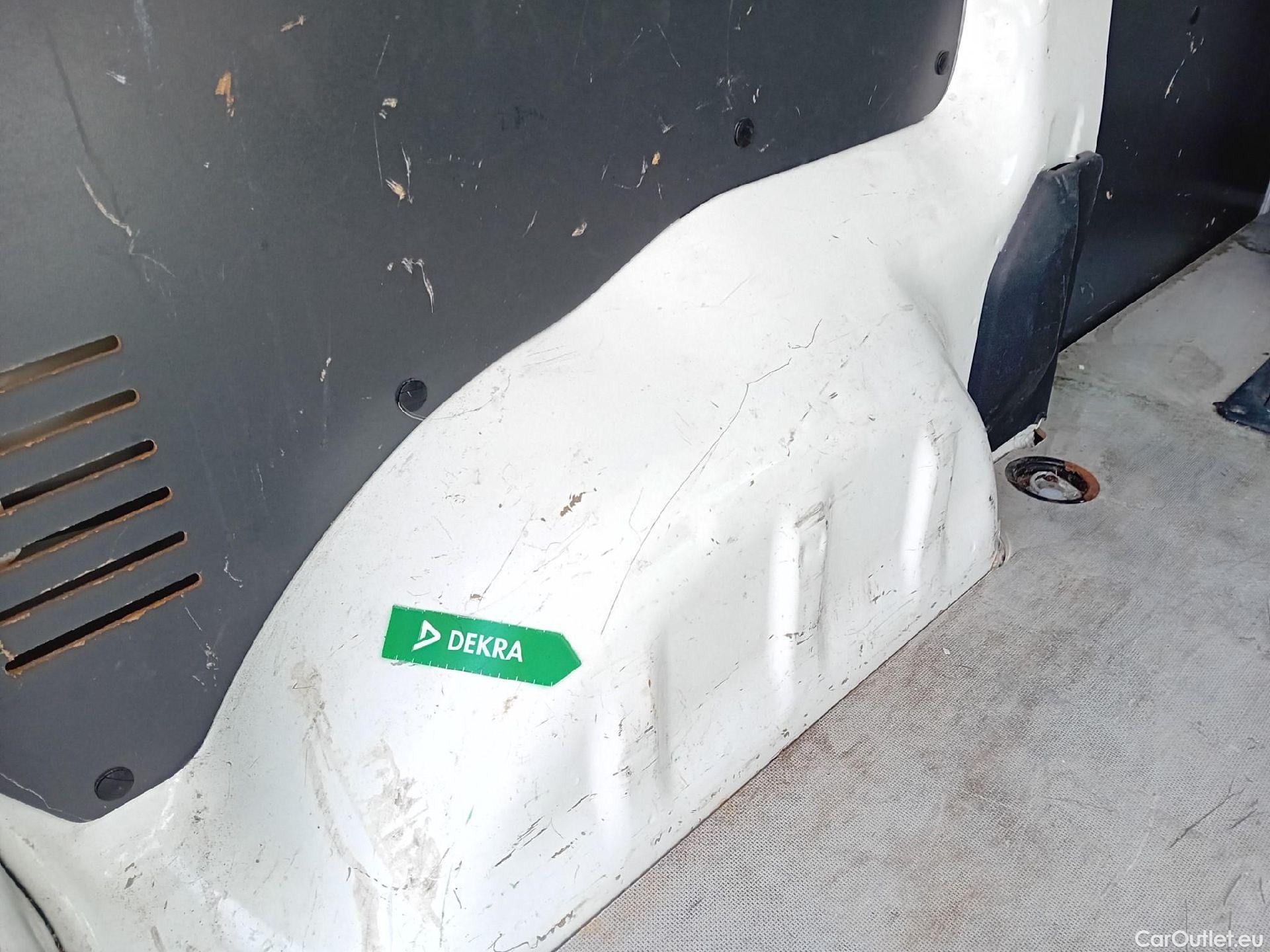  Citroen  Jumpy CITROEN  / 2016 / 4P / furgón DC Abatible Talla M BlueHDi 120 Control #10