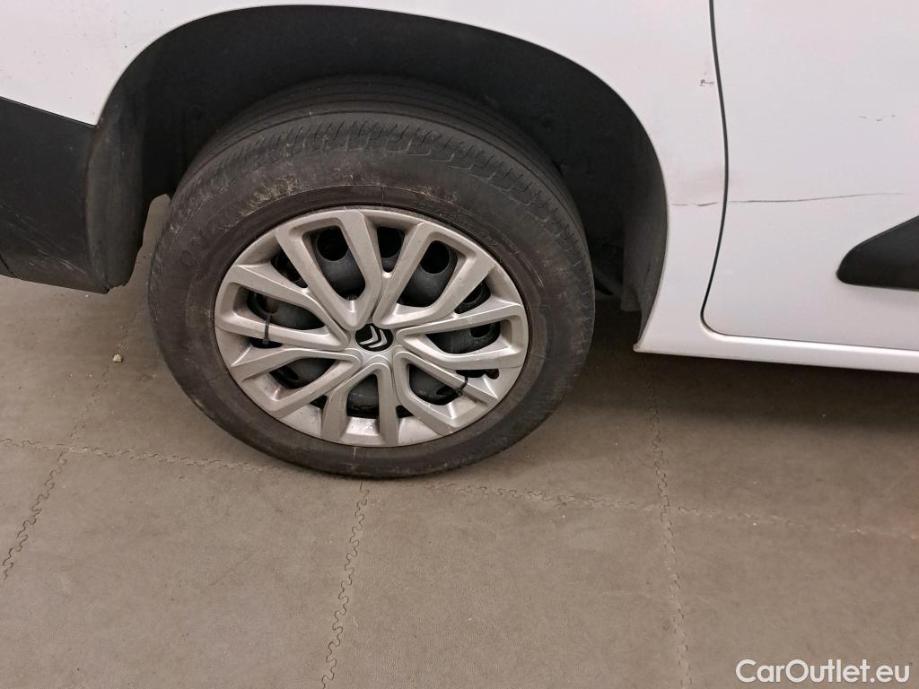  Citroen  Berlingo CITROEN  / 2018 / 4P / combi Talla M BlueHDi 100 S&S LIVE PACK BUSINE #35