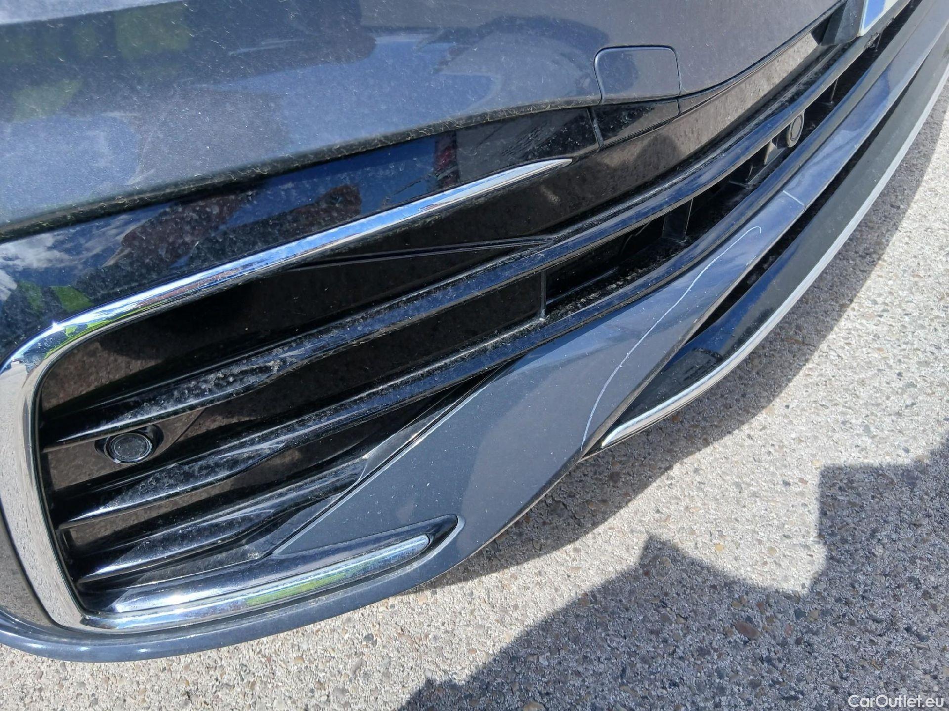  Volkswagen  Tiguan VOLKSWAGEN  / 2020 / 5P / todoterreno R-Line 2.0 TDI 110kW (150CV) DSG #11