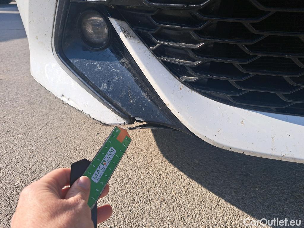  Toyota  Corolla TOYOTA  / 2020 / 5P / berlina con portón 2.0 180H STYLE E-CVT #27