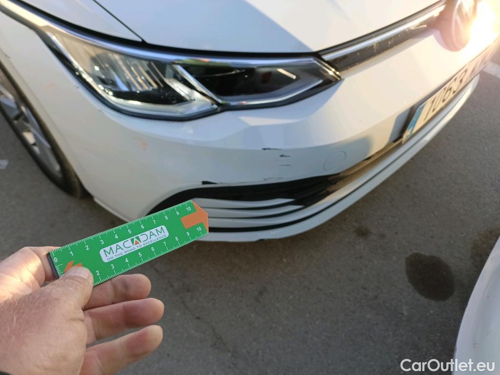  Volkswagen  Golf  VOLKSWAGEN / 2020 / 5P / berlina con portón Life 1.0 eTSI 81kW (110CV) DSG #9