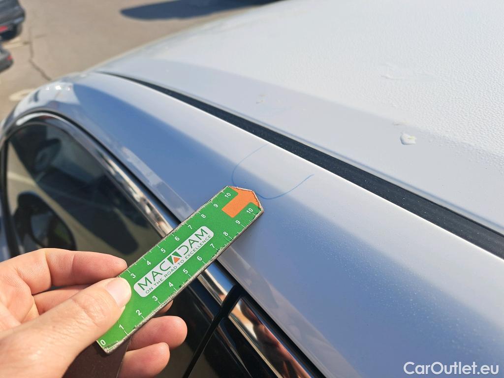  Toyota  Corolla TOYOTA  / 2020 / 5P / berlina con portón 2.0 180H STYLE E-CVT #25