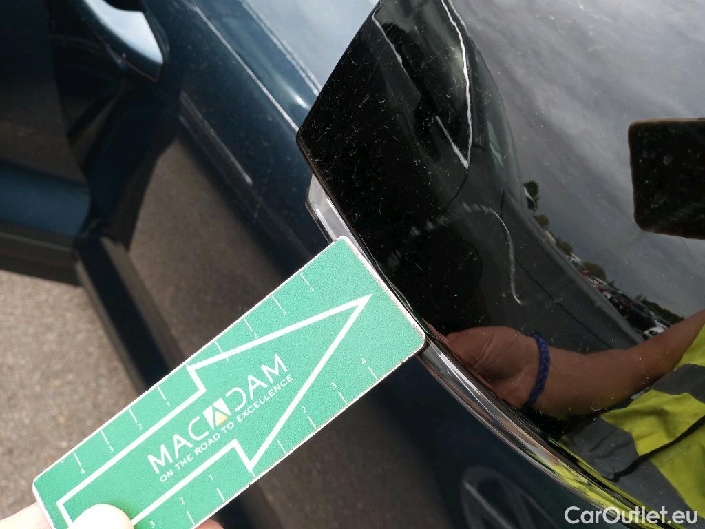  Volvo  XC 40 VOLVO XC40 / 2017 / 5P / todoterreno 1.5 T5 Twin Recharge R-Design Auto #47