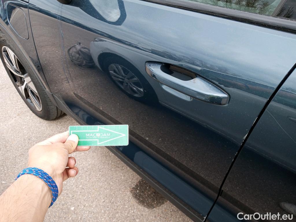  Volvo  XC 40 VOLVO XC40 / 2017 / 5P / todoterreno 1.5 T5 Twin Recharge R-Design Auto #14