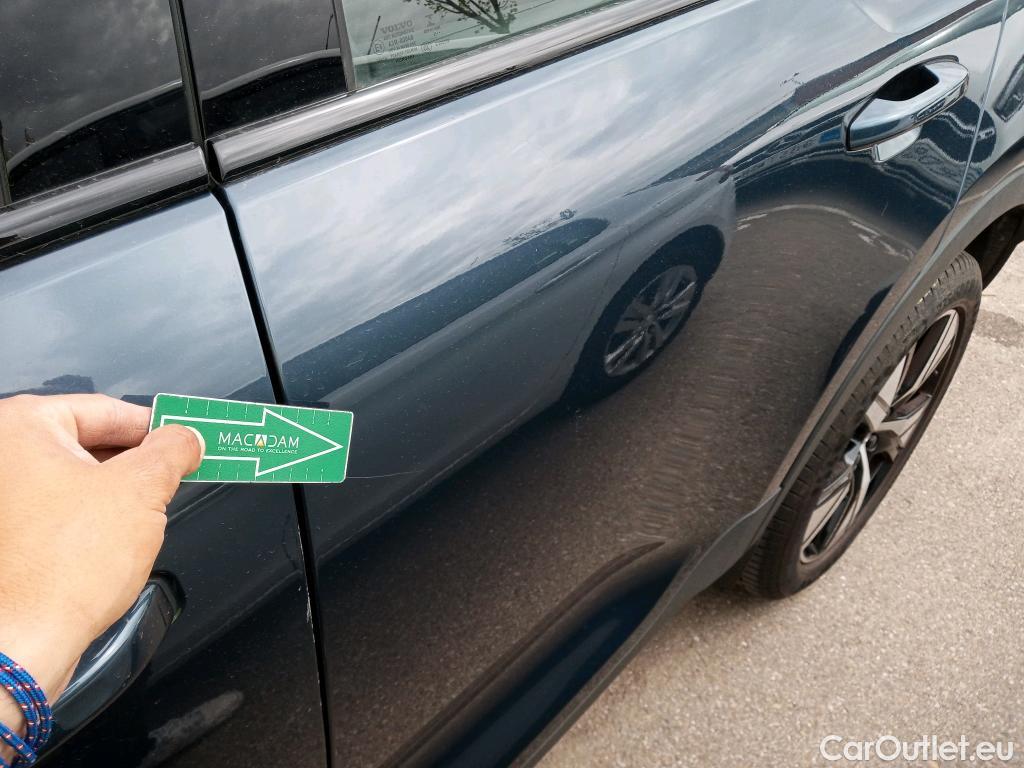  Volvo  XC 40 VOLVO XC40 / 2017 / 5P / todoterreno 1.5 T5 Twin Recharge R-Design Auto #29