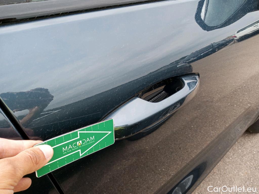  Volvo  XC 40 VOLVO XC40 / 2017 / 5P / todoterreno 1.5 T5 Twin Recharge R-Design Auto #39