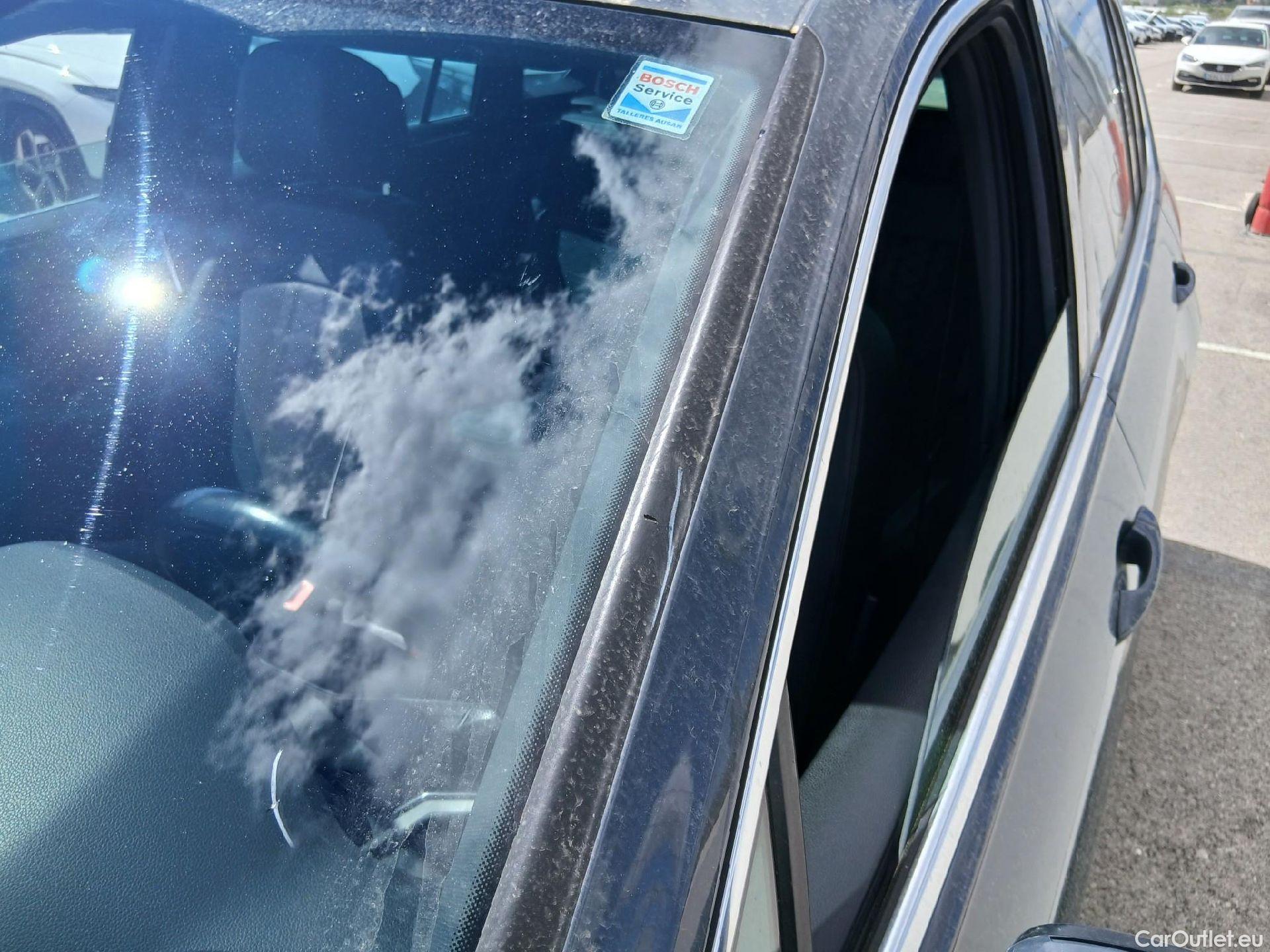  Volkswagen  Tiguan VOLKSWAGEN  / 2020 / 5P / todoterreno R-Line 2.0 TDI 110kW (150CV) DSG #16