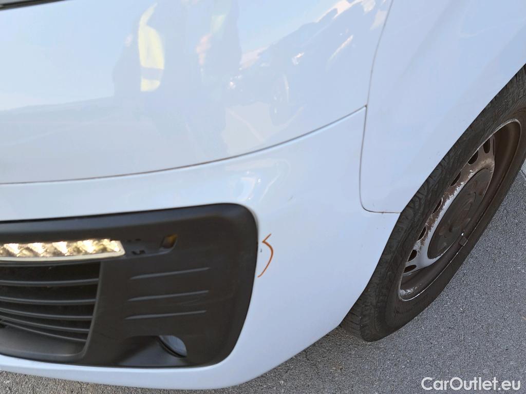  Fiat  Scudo FIAT  / 2021 / 4P / furgón Furgón L2 120cv MT6 Business (AC) #32