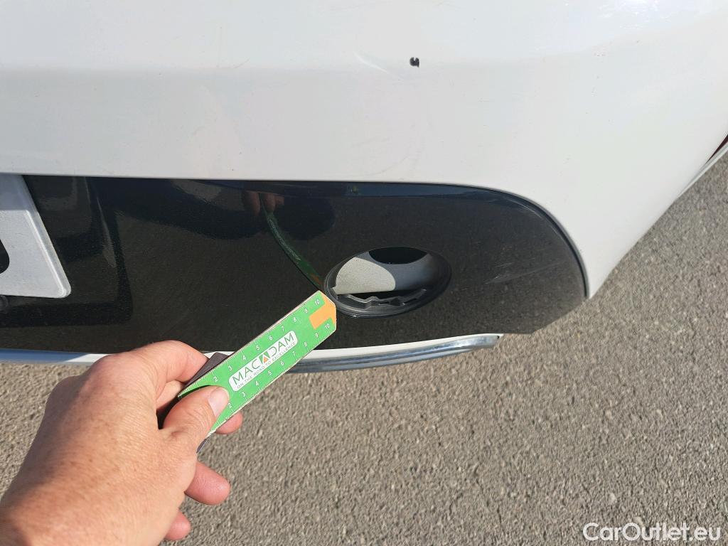  Toyota  Corolla TOYOTA  / 2020 / 5P / berlina con portón 2.0 180H STYLE E-CVT #49