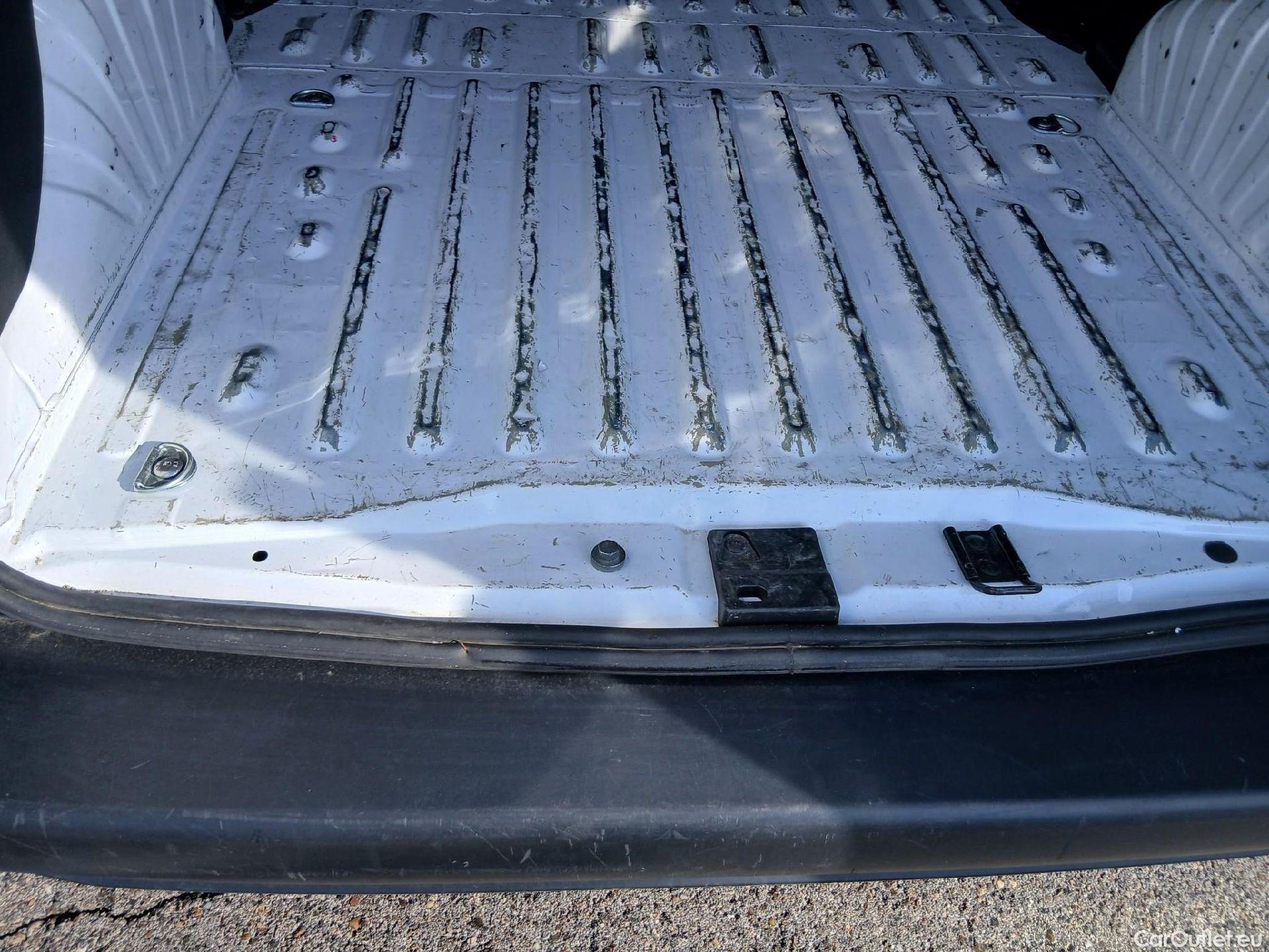  Citroen  Berlingo CITROEN  / 2018 / 4P / furgón derivado de turismo Talla M BlueHDi 100 #6