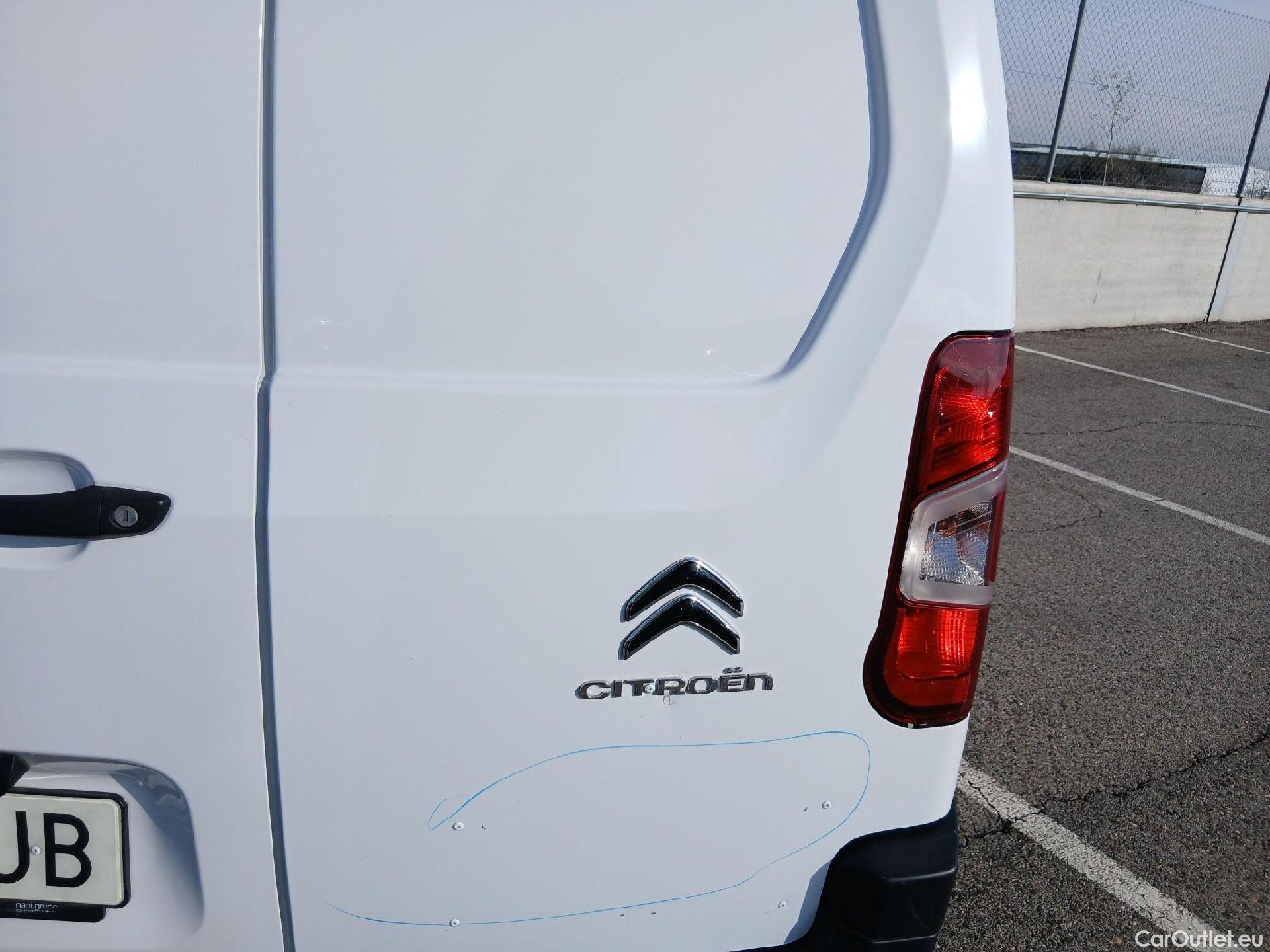  Citroen  Berlingo CITROEN  / 2018 / 4P / furgón derivado de turismo Talla M BlueHDi 100 #21