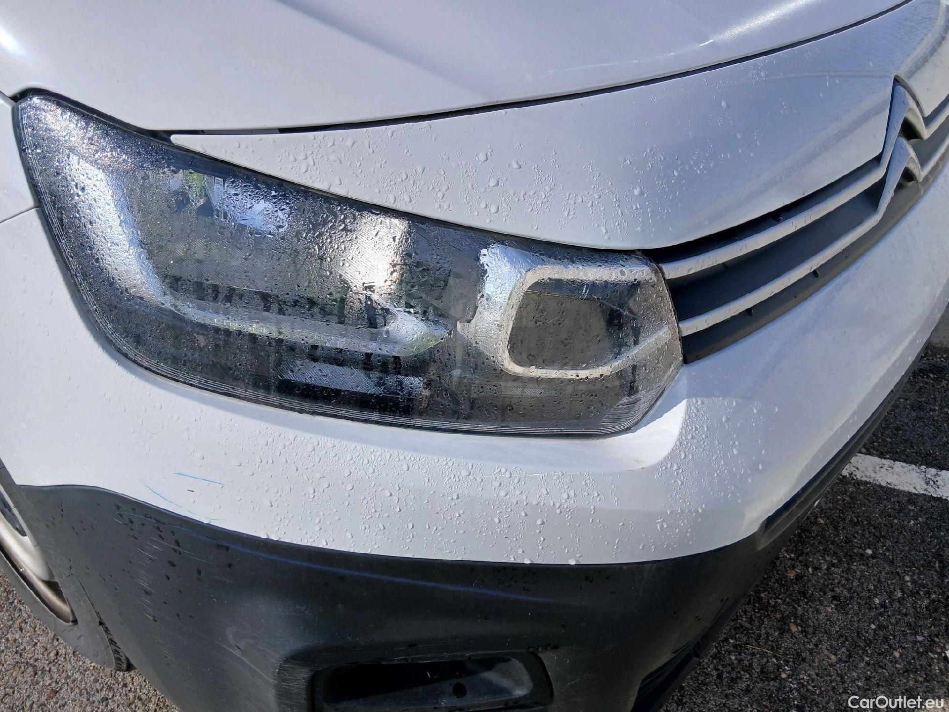  Citroen  Berlingo CITROEN  / 2018 / 4P / furgón derivado de turismo Talla M BlueHDi 100 #9