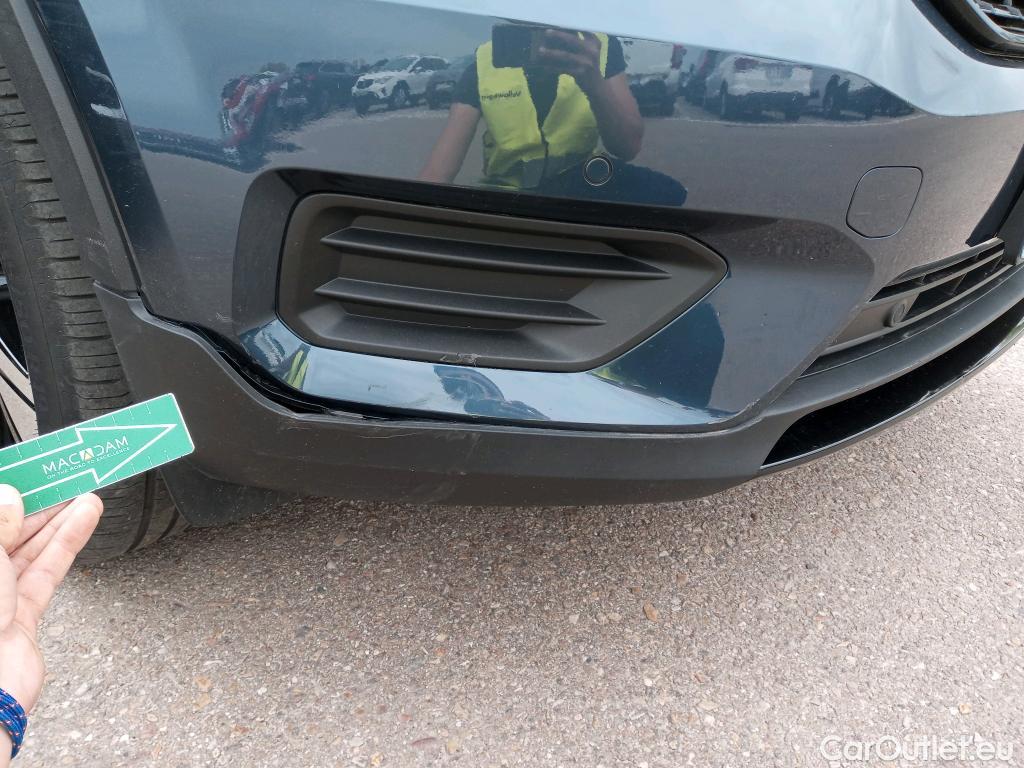  Volvo  XC 40 VOLVO XC40 / 2017 / 5P / todoterreno 1.5 T5 Twin Recharge R-Design Auto #31