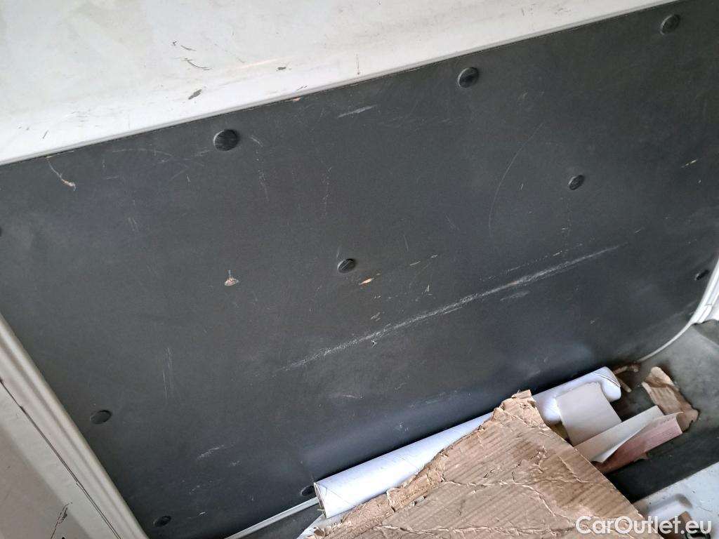  Fiat  Scudo FIAT  / 2021 / 4P / furgón Furgón L2 120cv MT6 Business (AC) #38