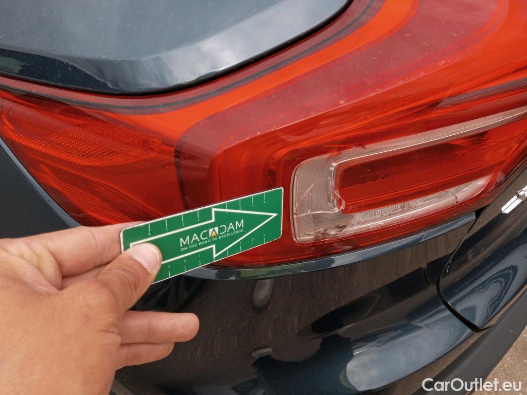  Volvo  XC 40 VOLVO XC40 / 2017 / 5P / todoterreno 1.5 T5 Twin Recharge R-Design Auto #2