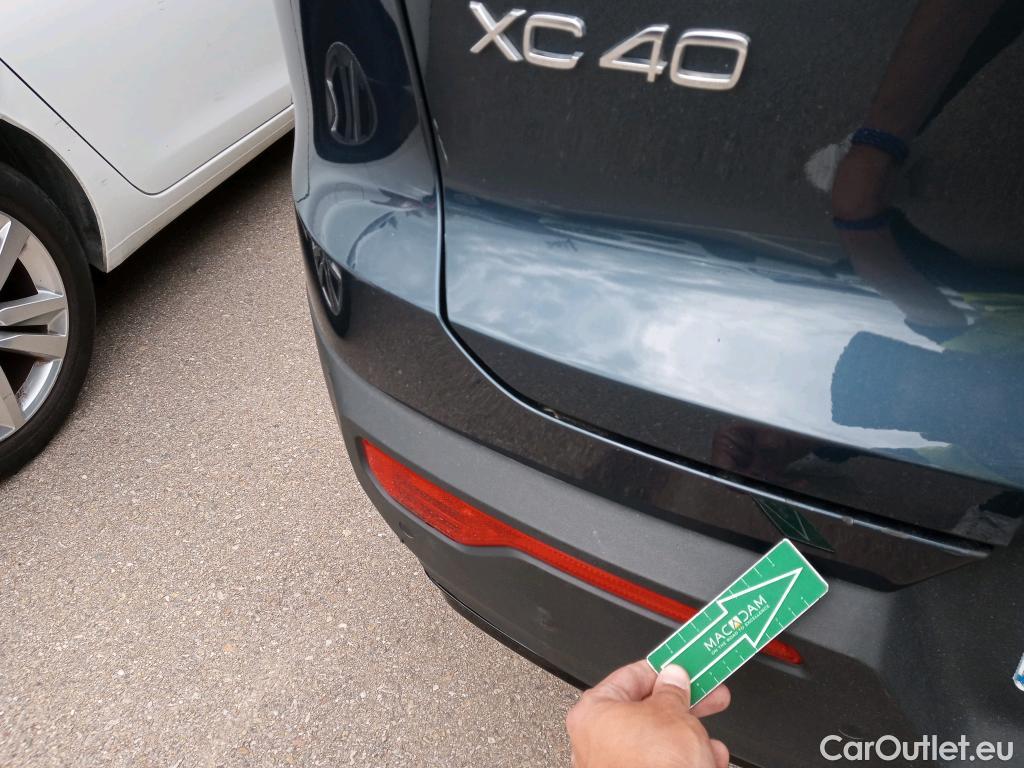  Volvo  XC 40 VOLVO XC40 / 2017 / 5P / todoterreno 1.5 T5 Twin Recharge R-Design Auto #33