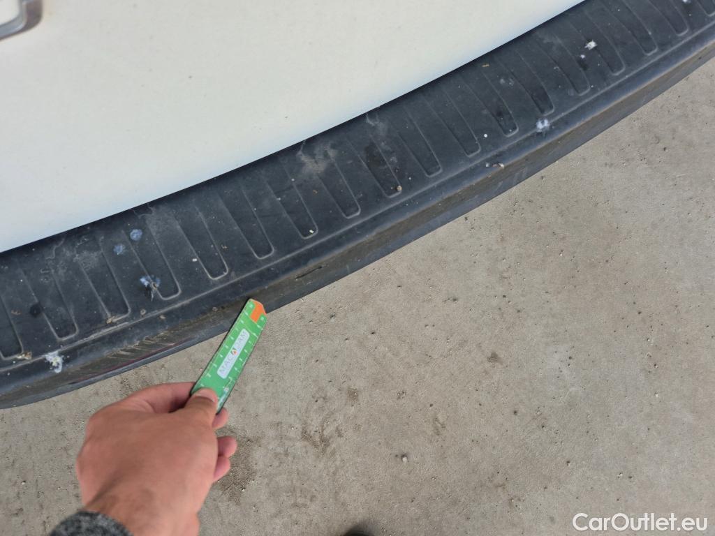  Fiat  Doblo FIAT Doblò Cargo/2015/3P/furgón derivado de turismo Cargo Base Plus 1.3 Mjet 70kW (95CV) #15